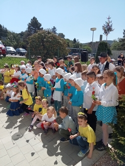 Slnečné dopoludnie Adonise