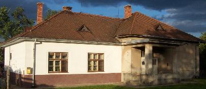 skolah.jpg (15538 bytes)